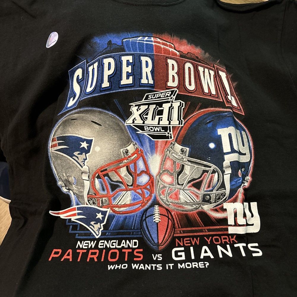 Reebok "Who Wants It More?" SUPER BOWL 42 XLII‎ GIANTS PATRIOTS T Shirt Large